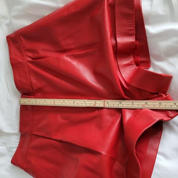 NWT $2590 VALENTINO GARAVANI Rouge Absolute red leather shorts Sz 40 - Picture 15 of 16